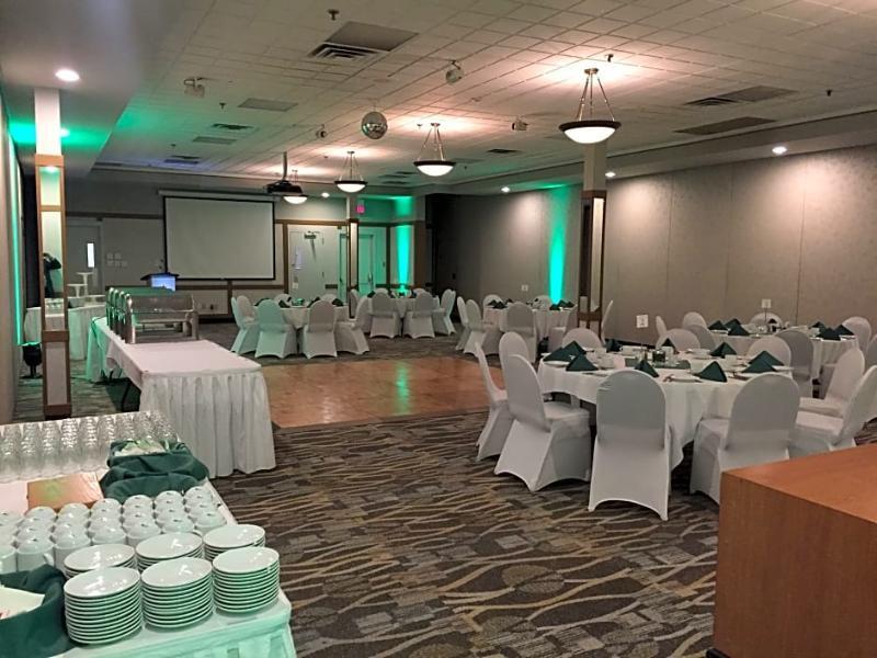 Canad Inns Destination Centre Transcona 温尼伯 外观 照片